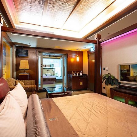 In-Stone Motel ไทเป ภายนอก รูปภาพ