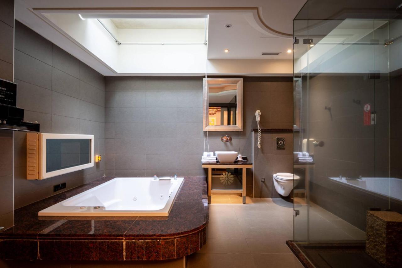 In-Stone Motel ไทเป ภายนอก รูปภาพ